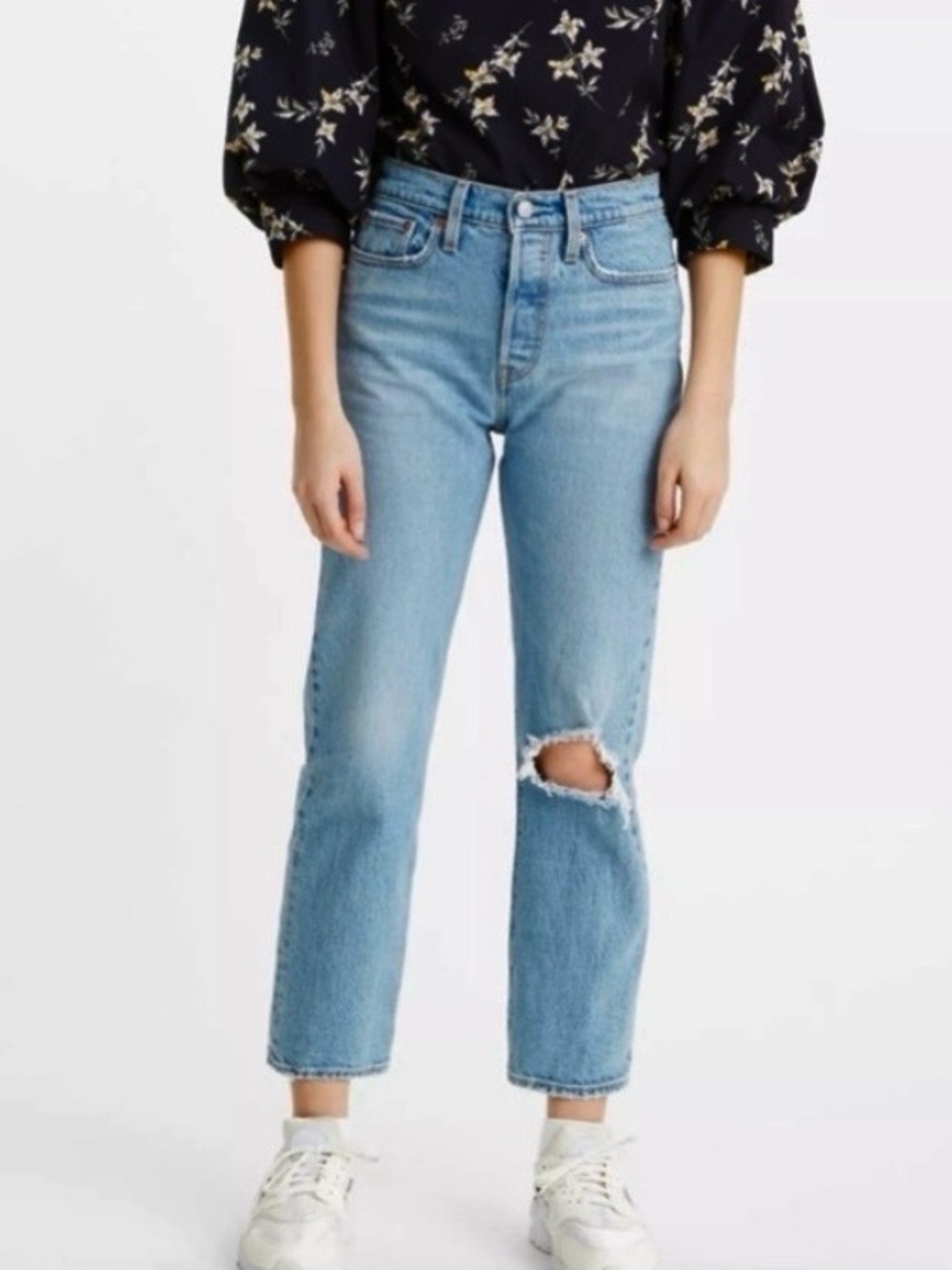 Levi’s Wedgie Straight Big E Premium Button Fly Distressed Crop Jeans size 33